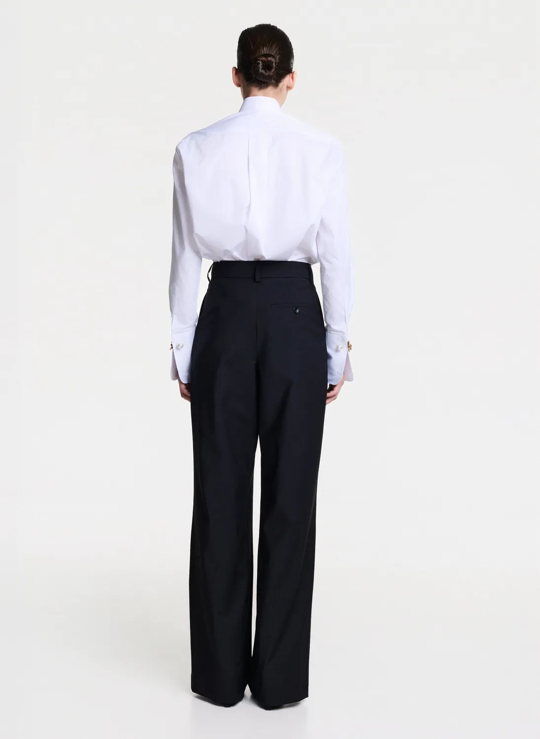 Dualitae pantaloni negri cu pense croi tailored din lana