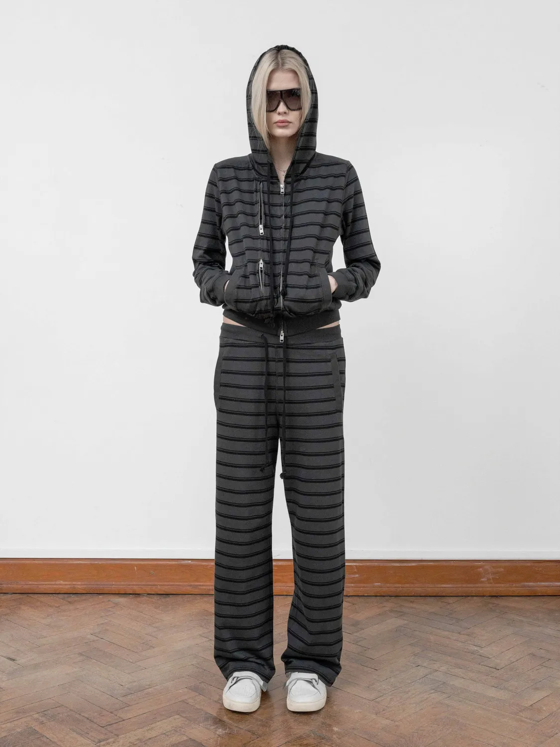 Enrage Slim pantaloni trening negri dungi bumbac