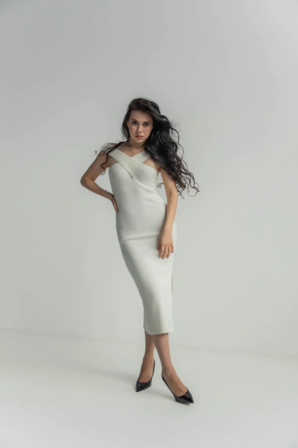 Dualitae Viky rochie tricotata alba vascoza