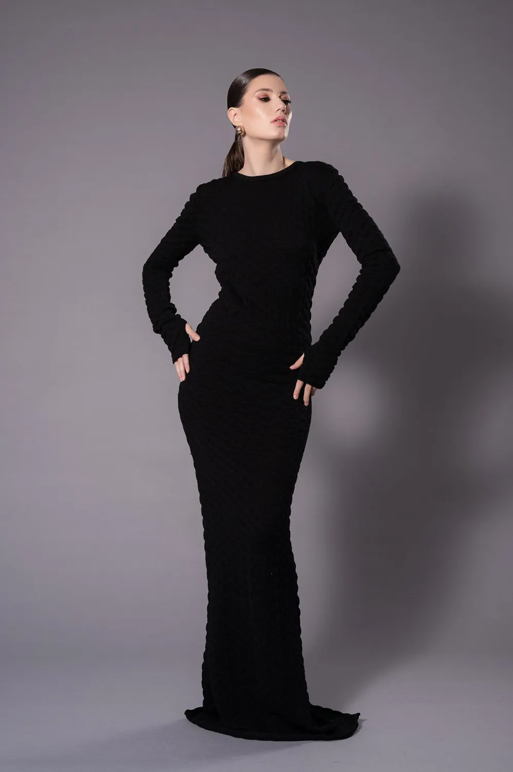 Dualitae NORA rochie neagra tricotata lana merinos