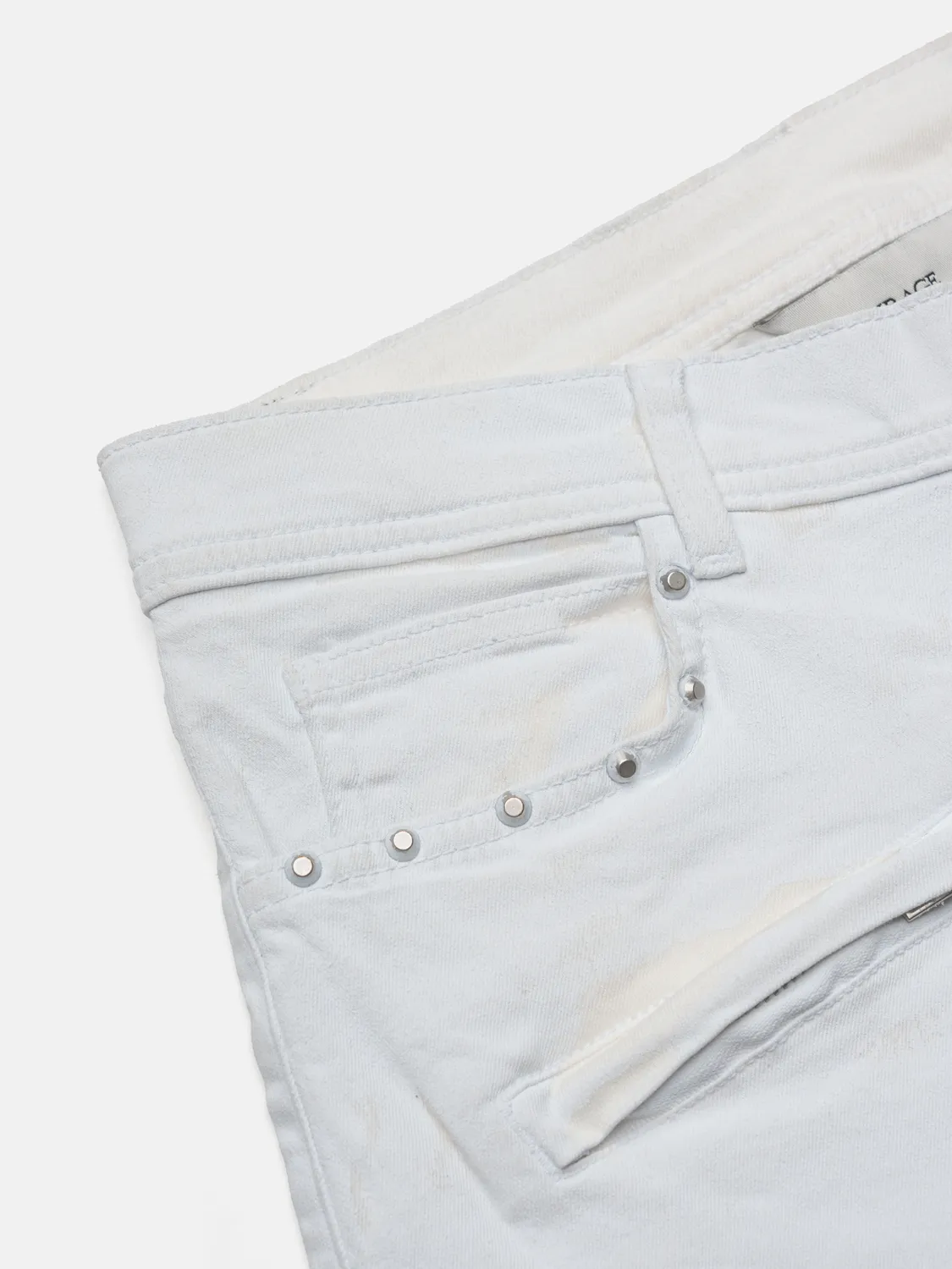 Enrage Flared Jeans blugi evazati albi cu vopsea