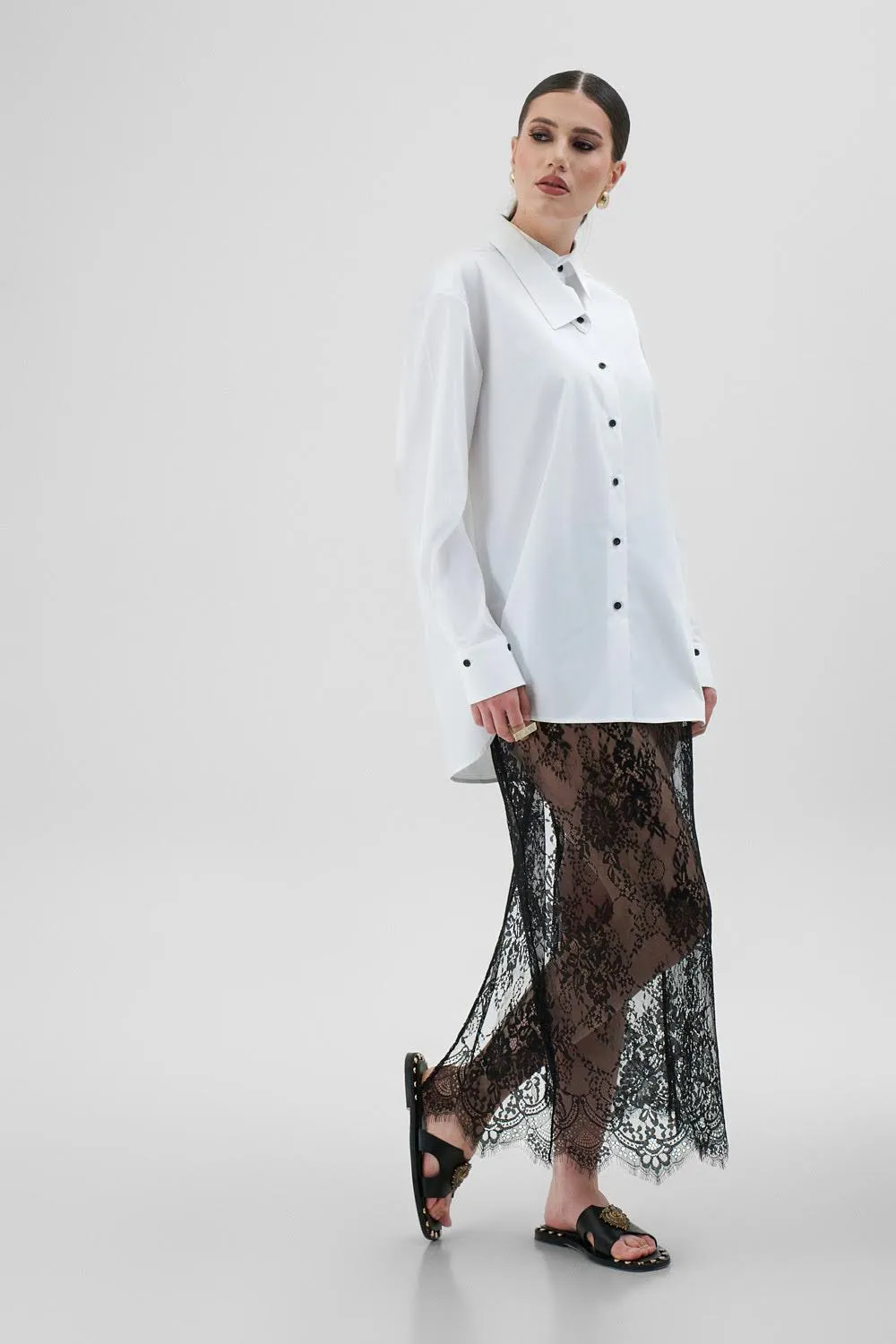 Dualitae THALIA camasa alba oversize bumbac cu nasturi negri