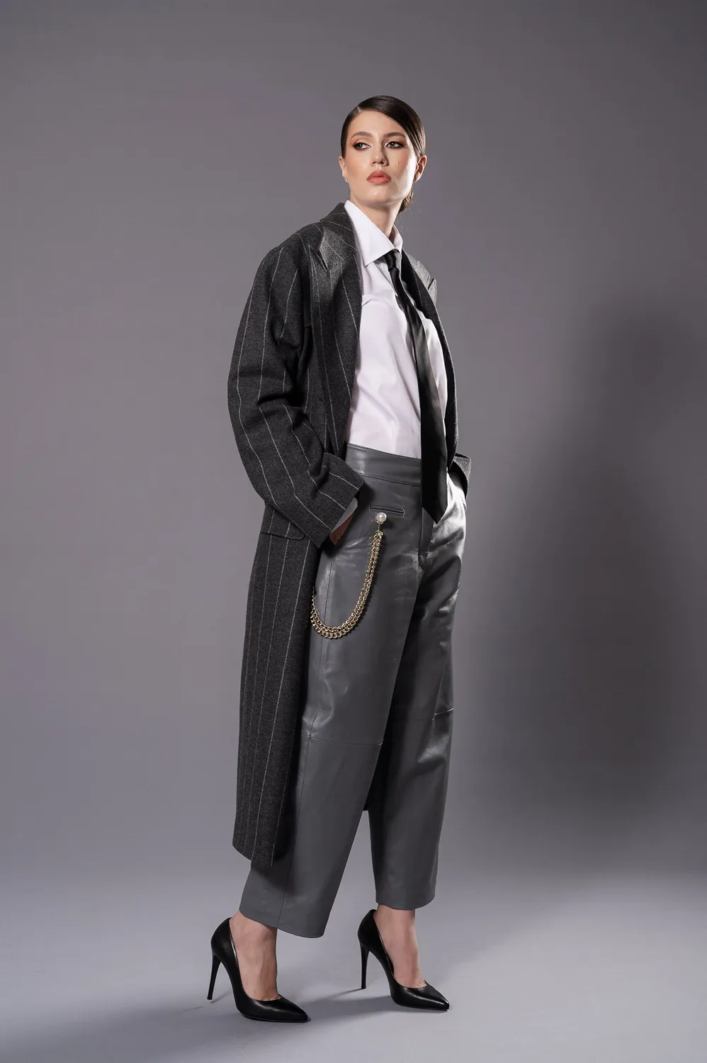 Dualitae MAGDA palton oversized gri cu dungi lana virgina