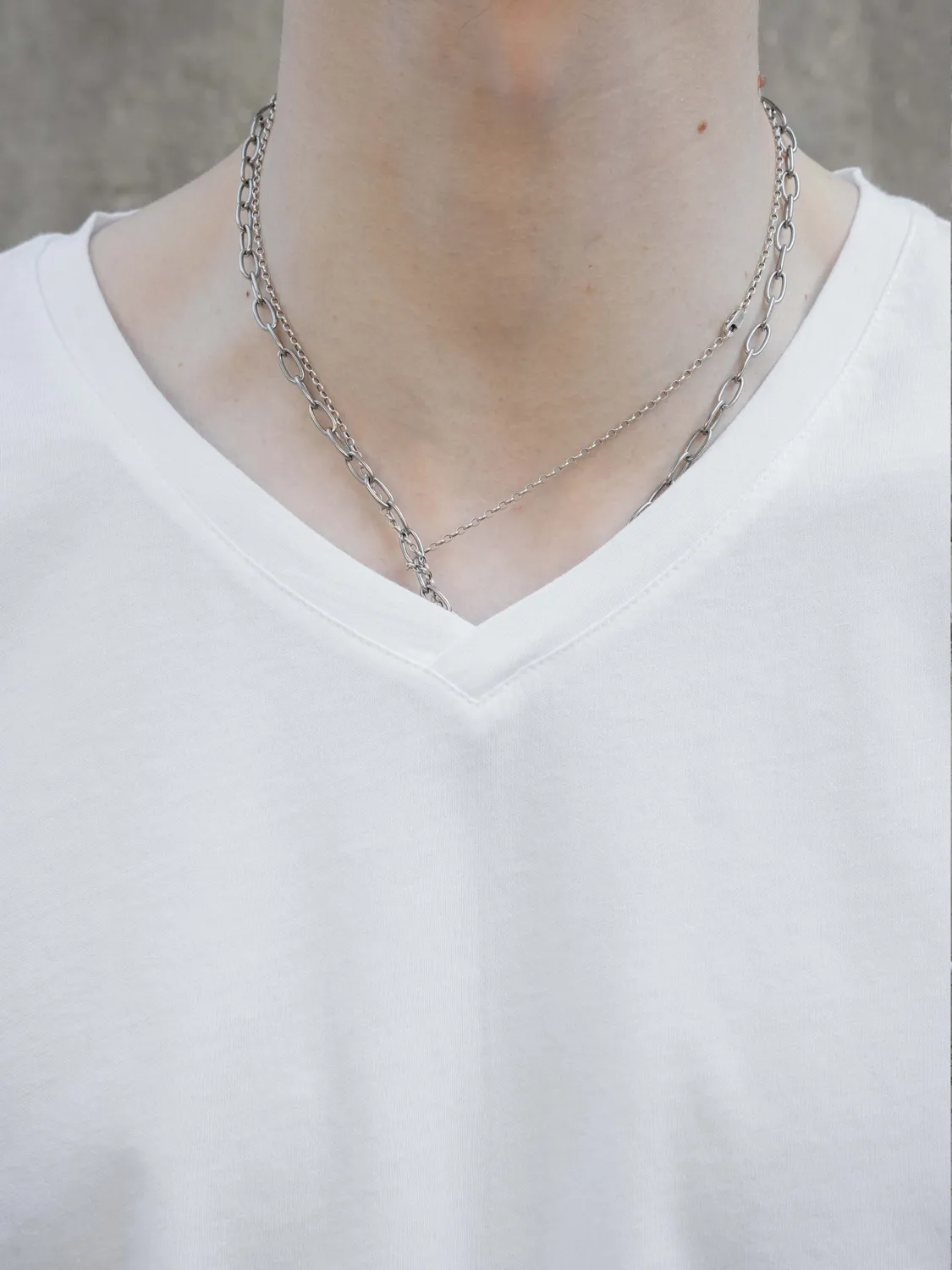 Enrage V-Neck White tricou alb decolteu V bumbac