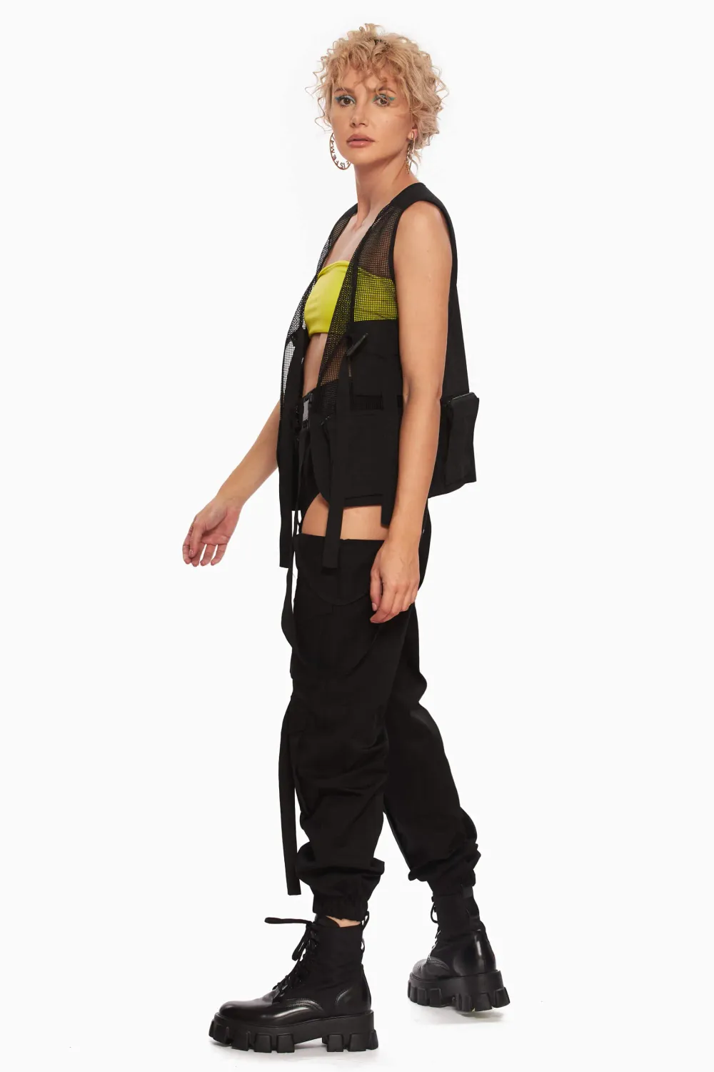 Grama Shop Vesta Plasa Neagra Utilitara
