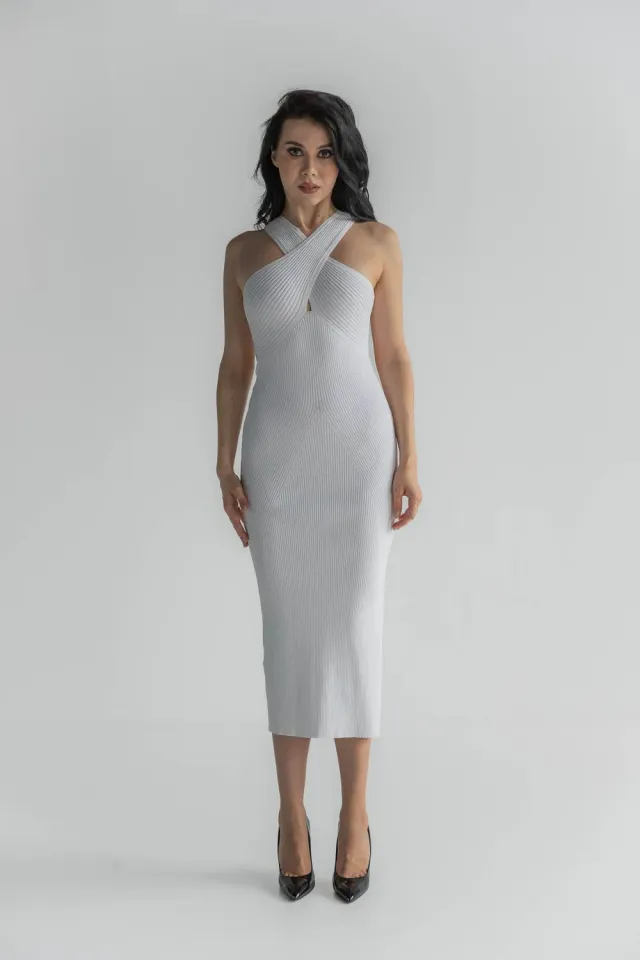 Dualitae Viky rochie tricotata alba vascoza