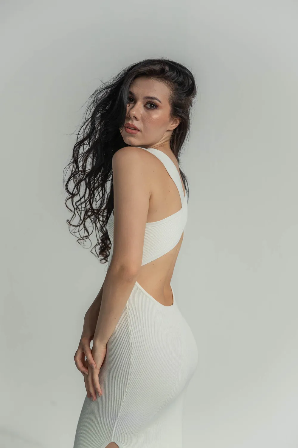 Dualitae Viky rochie tricotata alba vascoza