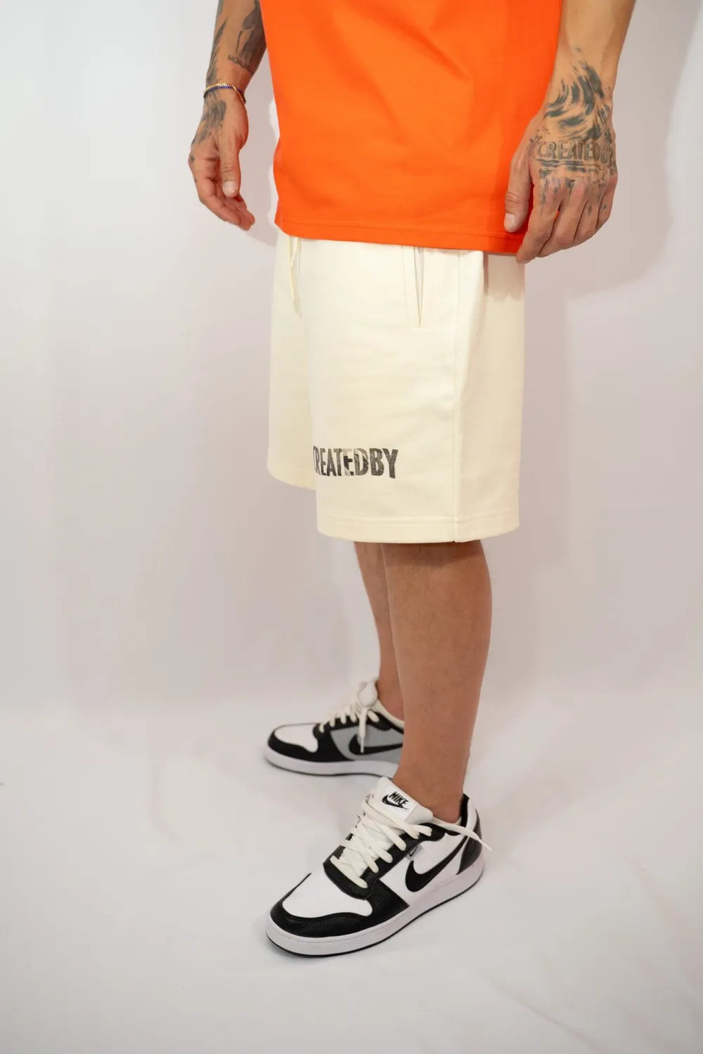 CREATEDBY Culture Cream pantaloni scurti crem lejeri