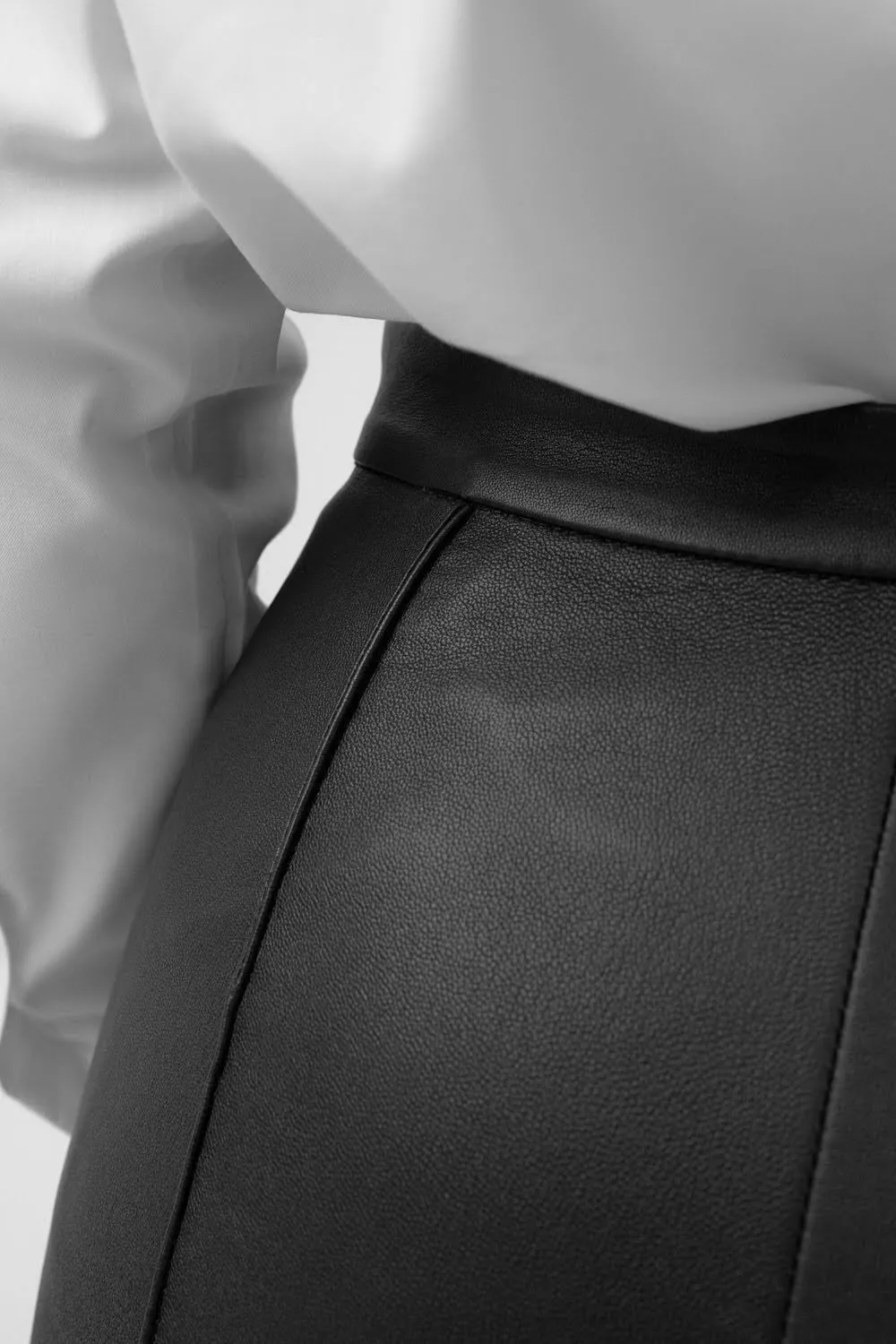 Dualitae GABRIELLE pantaloni piele neagră