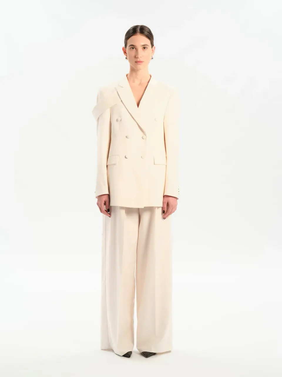 Dualitae ANNA costum dama alb unt sacou + pantaloni