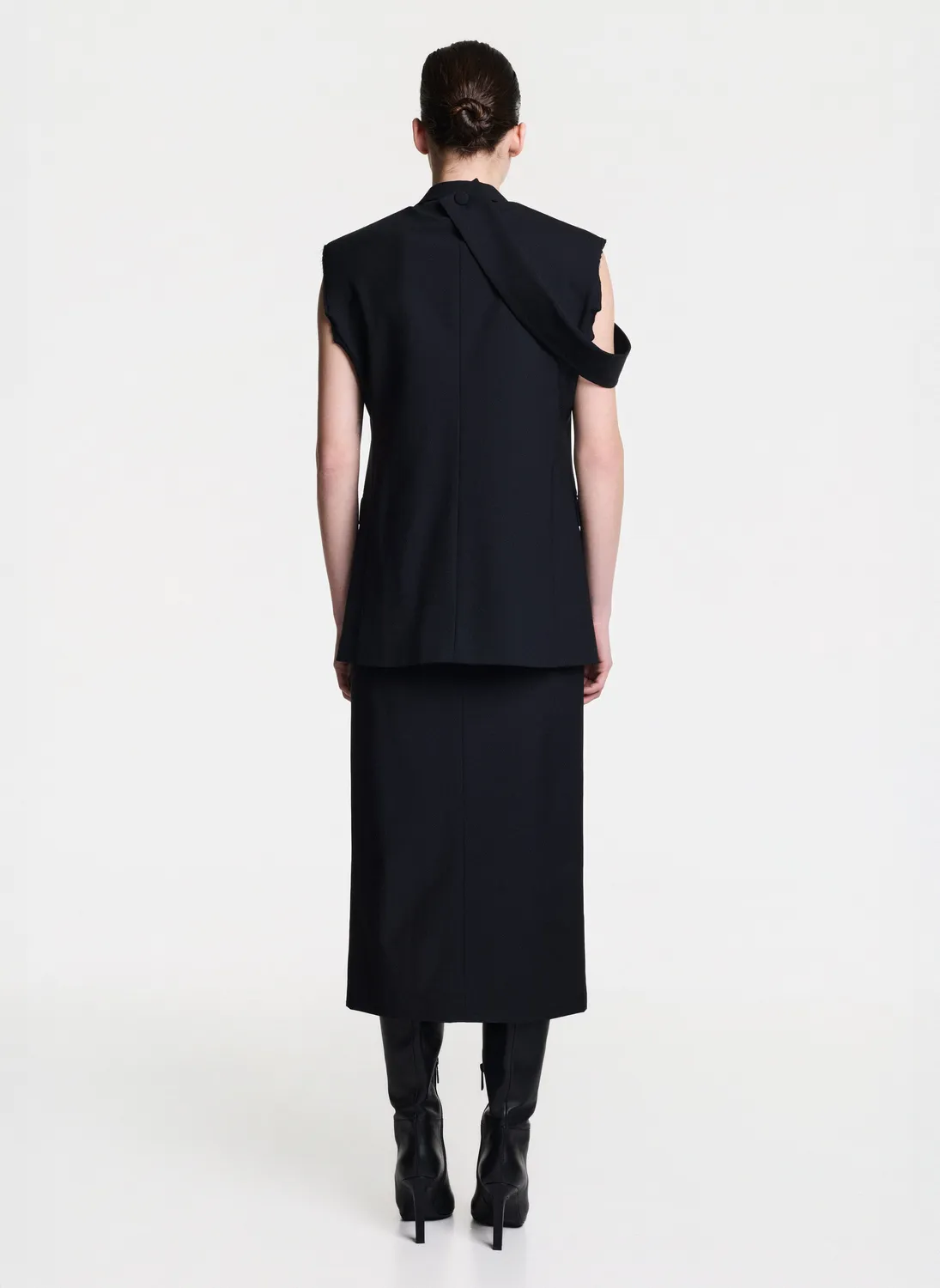 Dualitae fusta midi neagra cu slit lana marime S 36