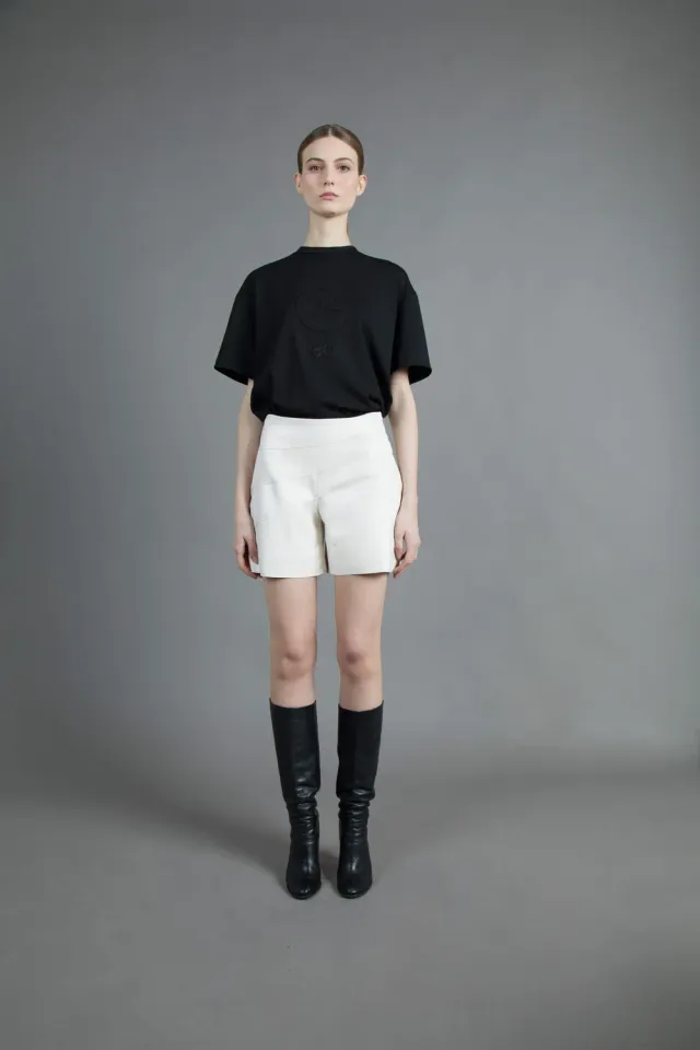 Gattinoni Shorts Ecopelle pantaloni scurti piele ecologica