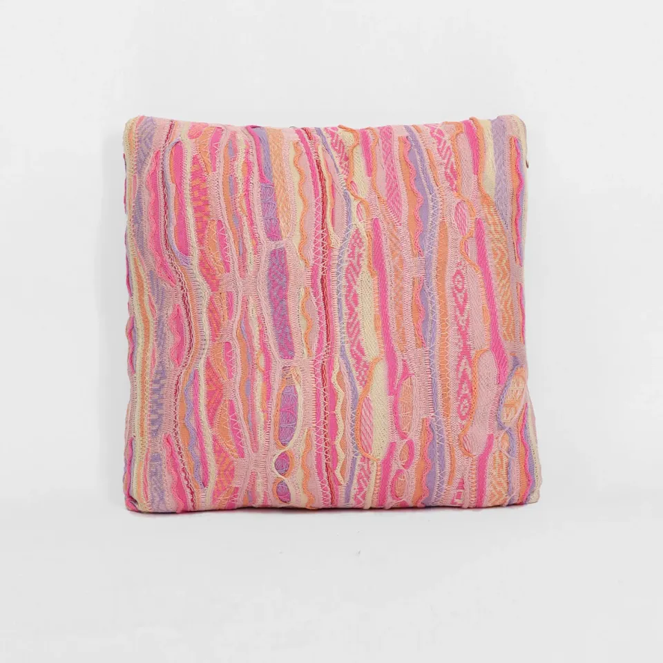 COOGI Pacific Rose perna decorativa 53x53 cm multicolor