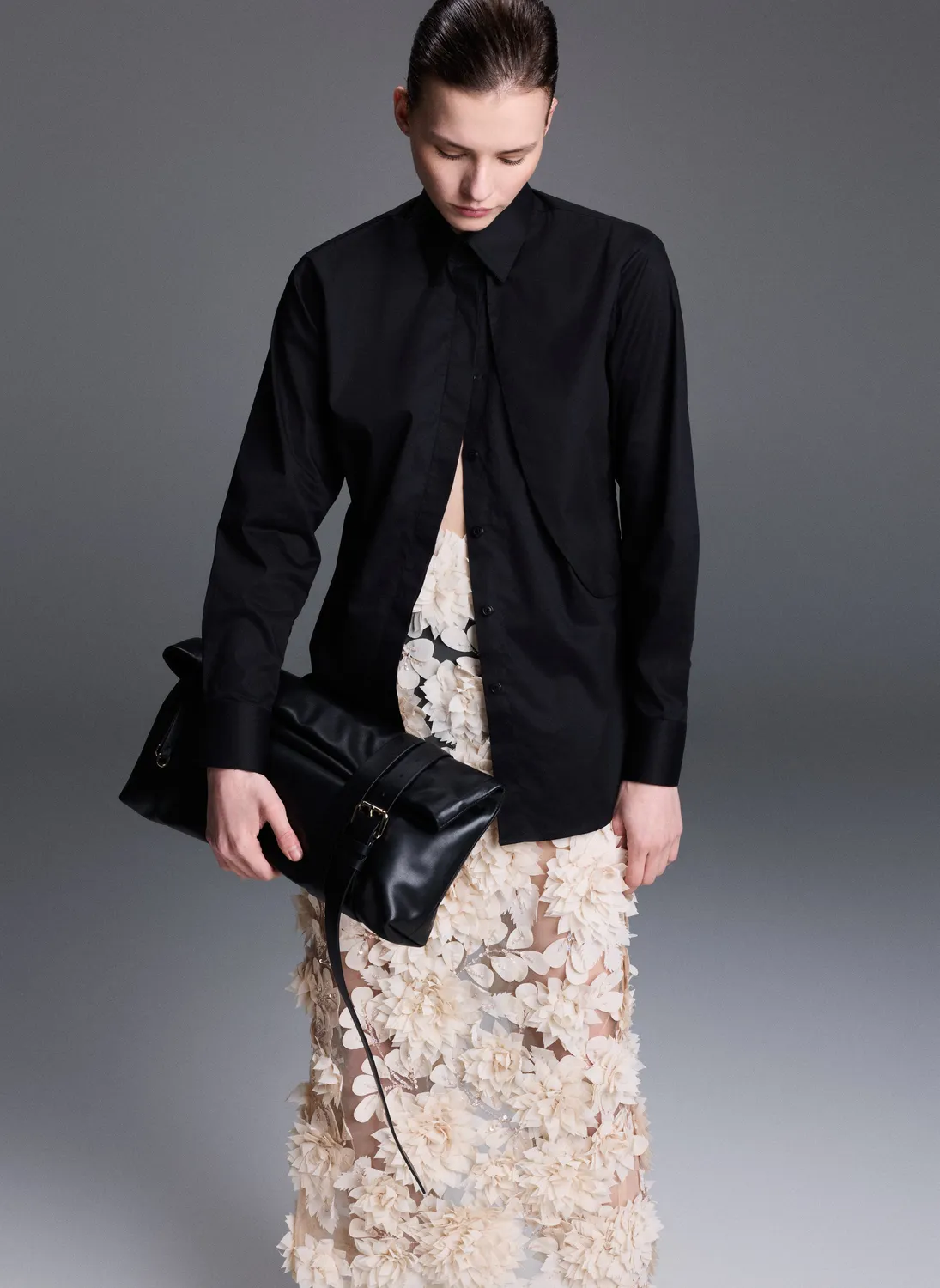 Dualitae Black Shirt Folded Across The Chest camasa neagra