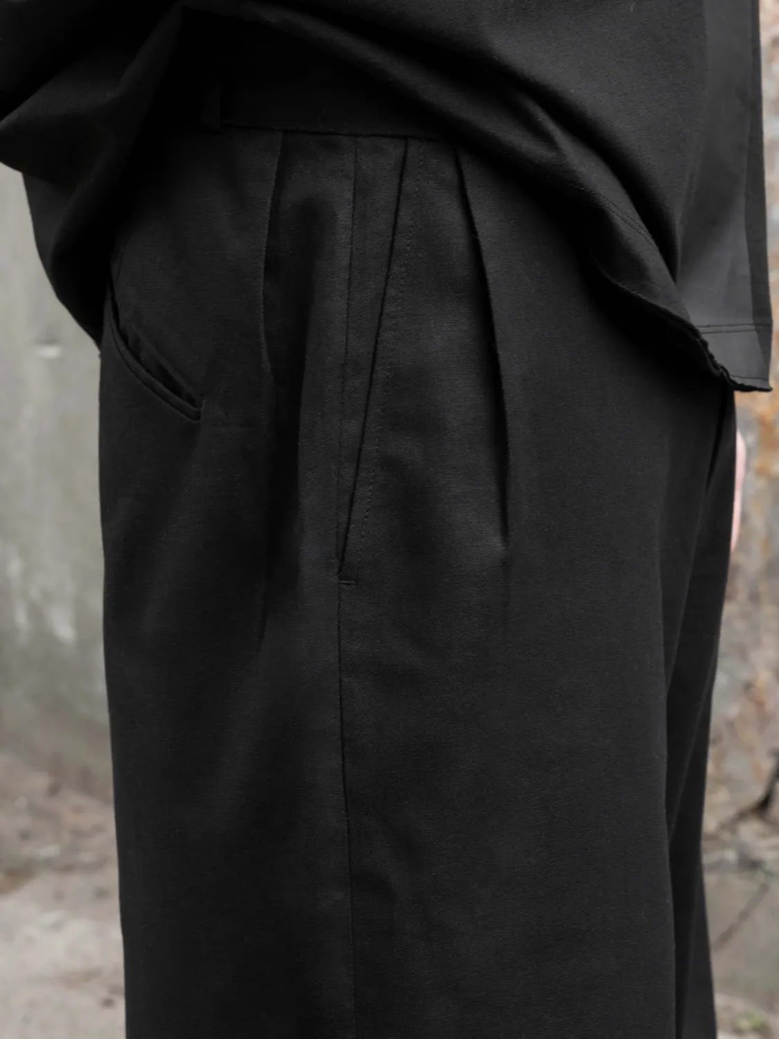 Enrage Worn Capri Pants pantaloni negri