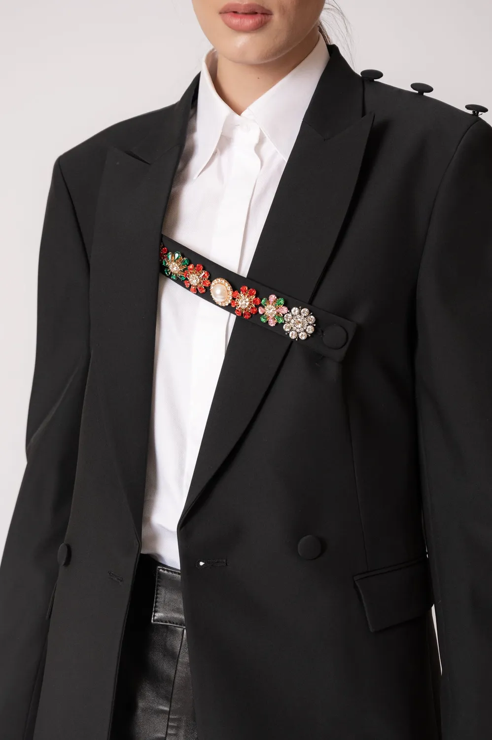 Dualitae ELECTRA accesoriu sacou dunga neagra pietre
